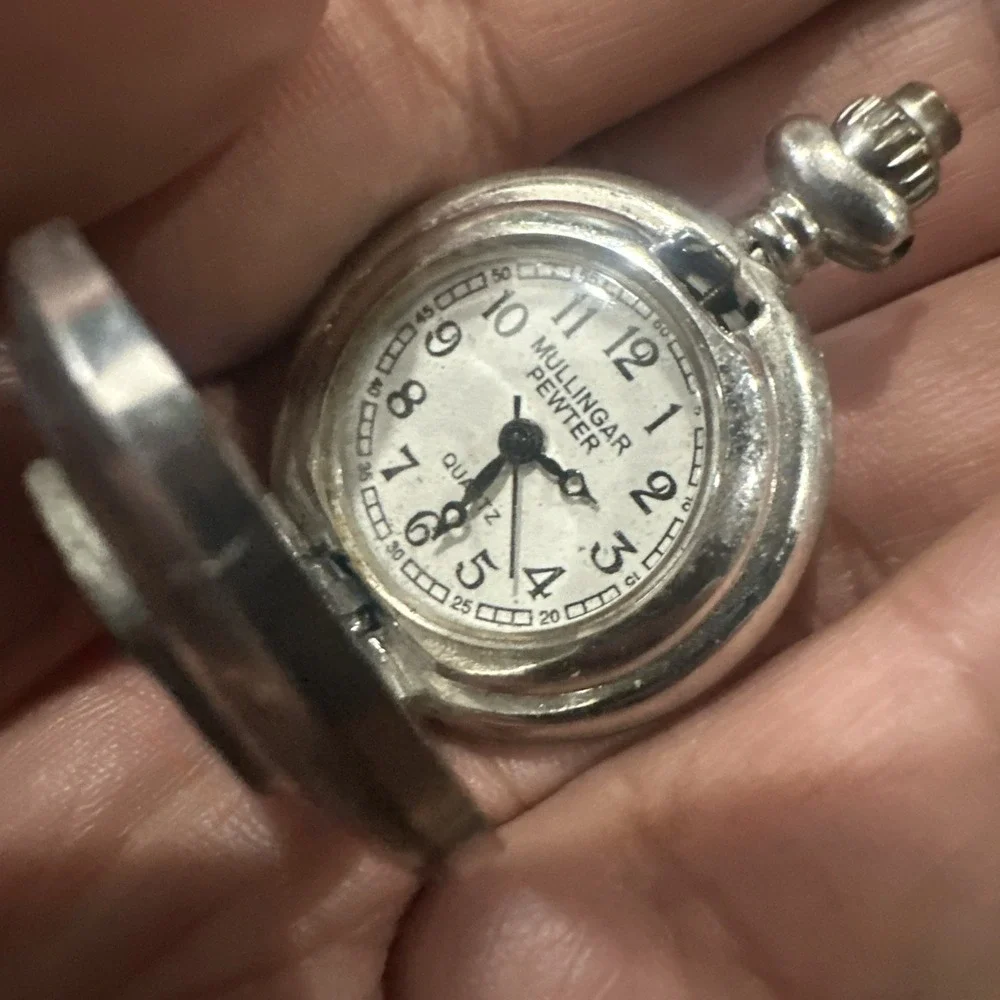 Works Vintage MULLINGAR PEWTER  Silver Tone Quartz Mini Pocket Watch 27mm Runs